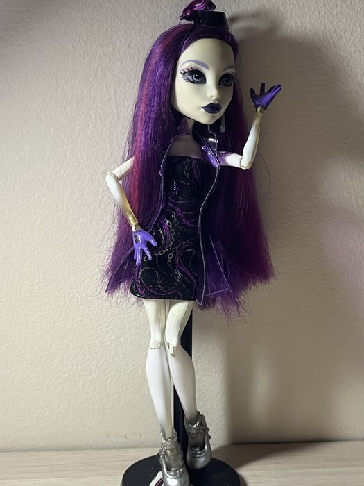 Кукла Monster High, Спектра