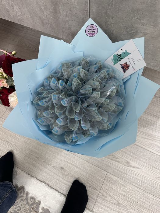 Букет из 500 тенге