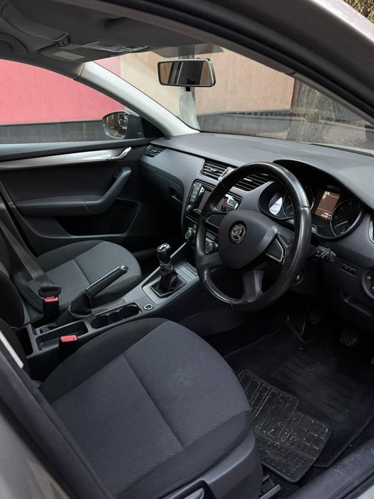 Dezmembrez skoda octavia 3 1.6 2.0