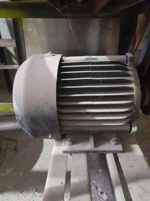 Редуктор двигатель