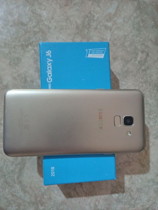 Samsung J 6 2018 sotiladi