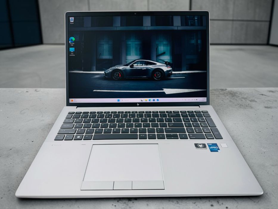 HP Zbook Fury 16" G9 4k+ 120Hz i9-12950HX 64RAM 1TBSSD RTX A5500 16GB Перфектен! Гаранция!