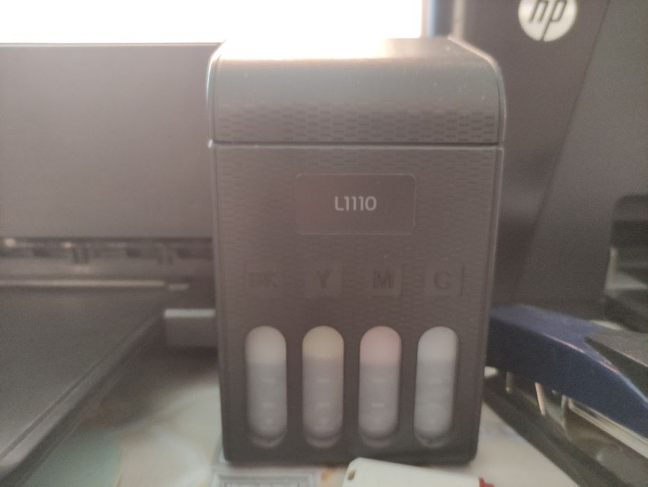 Продам цветной принтер  EPSON L1110