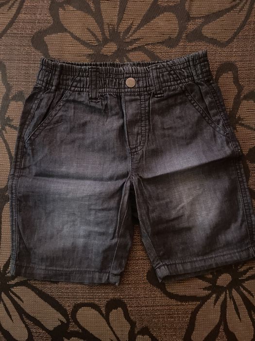 Детски дрехи , тениски , къси гащи