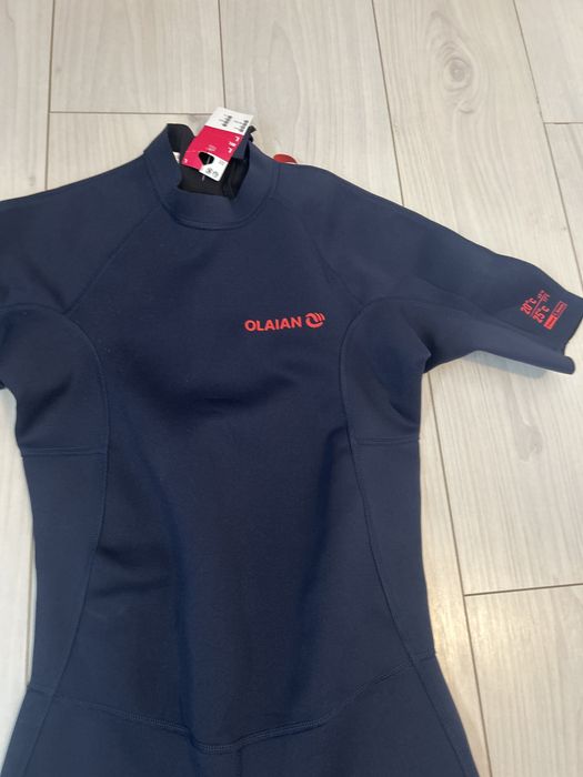 Costum de neopren de inot