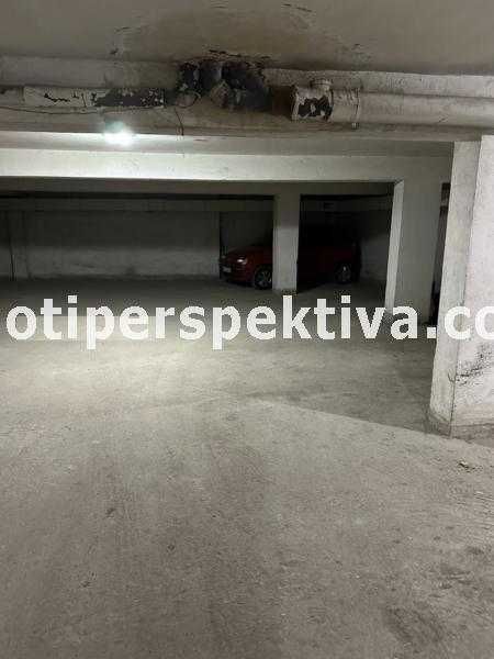 Продава се Гараж / Паркомясто в Пловдив, Кючук Париж - 28 кв.м за 822 €/кв.м - Снимка #1