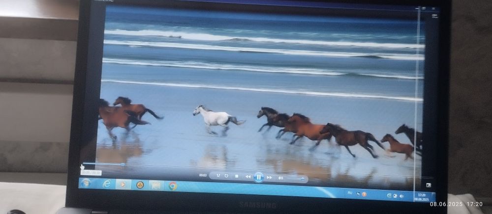 Samsung Ноутбук Сотилади тушип болмоса сообщение ёзингло