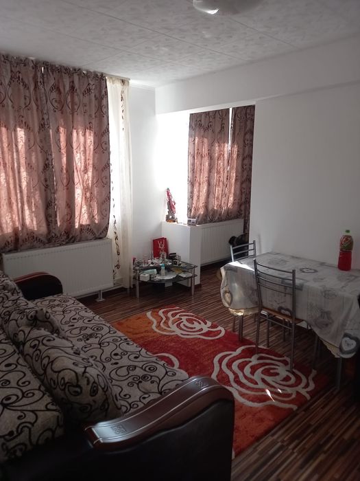 Vand apartamenr 2 camere