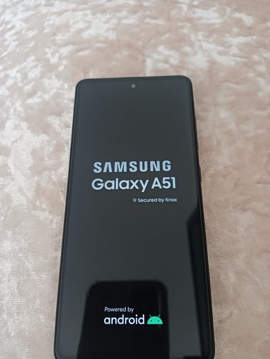 Продам Телефон  СAМСУНГ  А  51