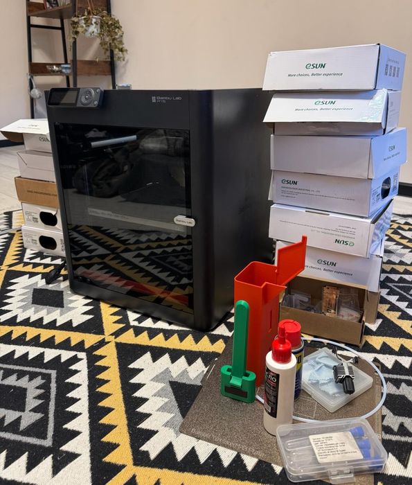 3D принтер Bambu Lab p1s + аксессуары + пластик