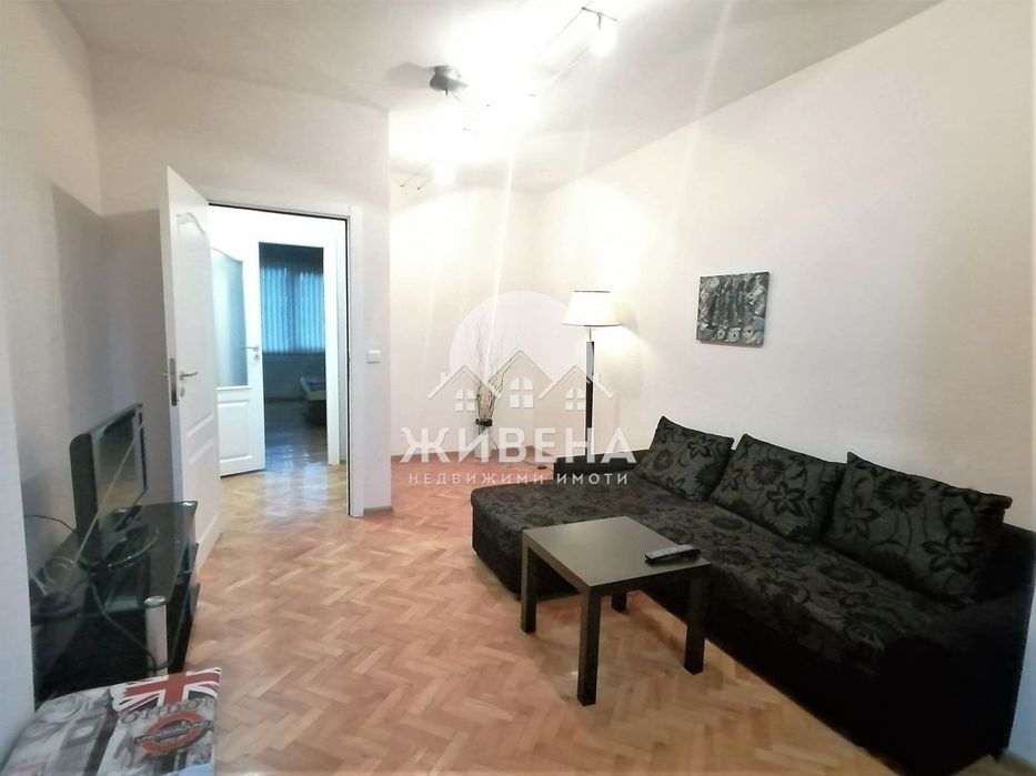 Дава се под наем Тристаен апартамент в Варна, Център - 100 кв.м за 1000 € - Снимка #2