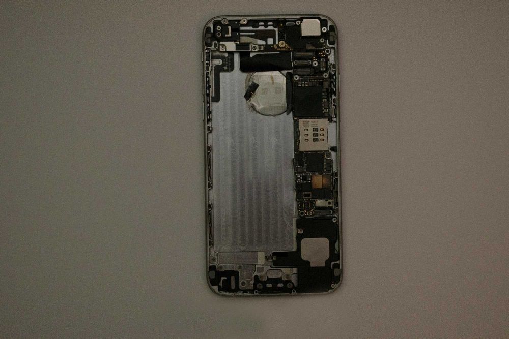 iPhone 6 и  iPhone5  за резервни части