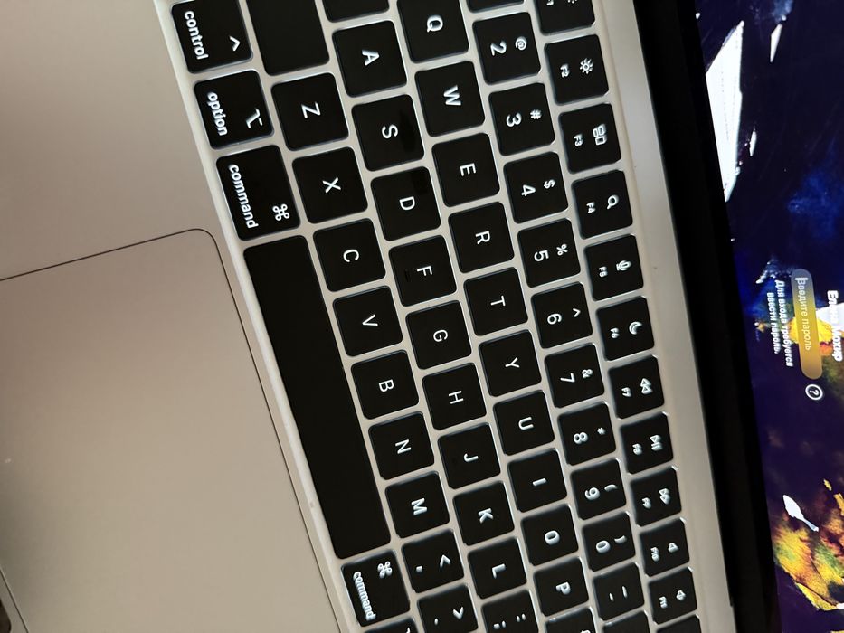MacBook Air M2 (13,6"), 2024 года
