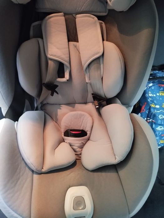 Scaun auto Chicco Isofix 0+