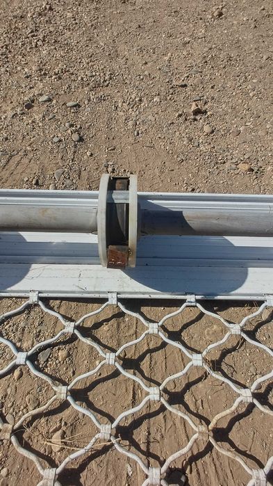 Метална ролетна врата