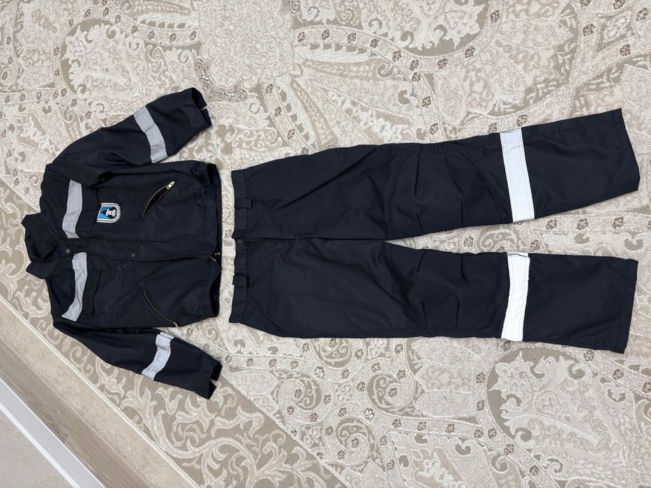 продам спец одежда(50-52)