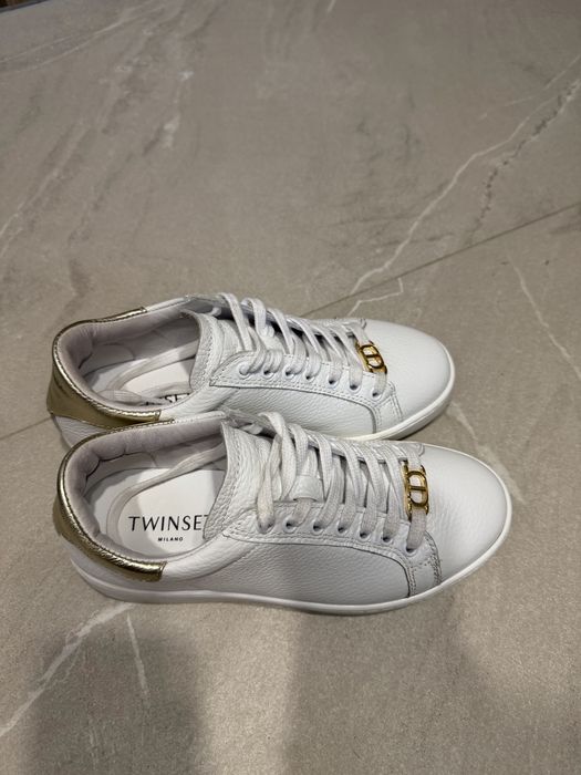 Бели Кецове-Twinset