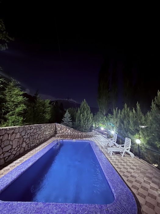 Дача в Чимгане для семеиних.