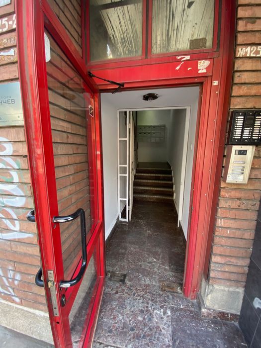 Продава се Офис в София, Зона Б-5 - 45 кв.м за 2000 €/кв.м - Снимка #1