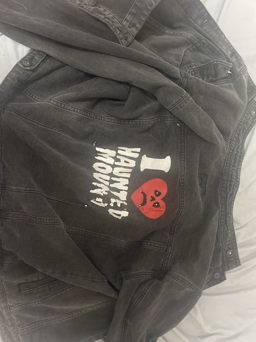 Потрёпанна джинсовка