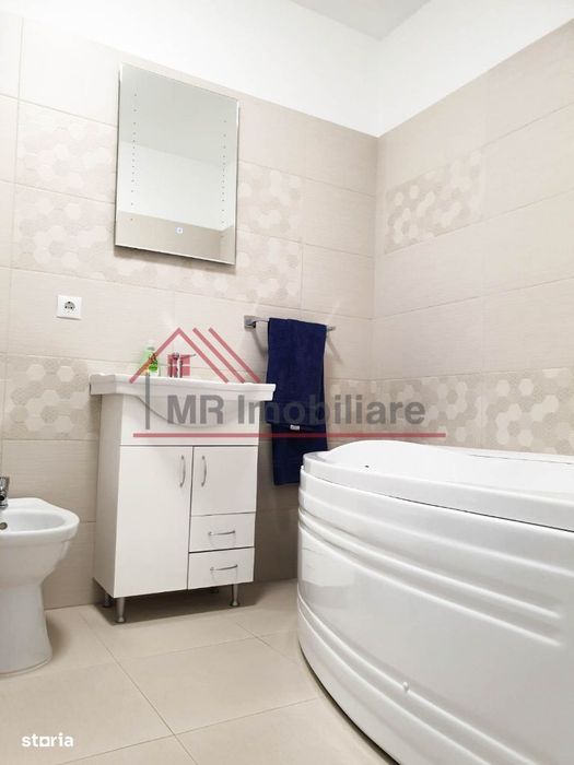 Exclusivitate , 3 camere , modern , bloc nou, parcare, zona VIVO MALL