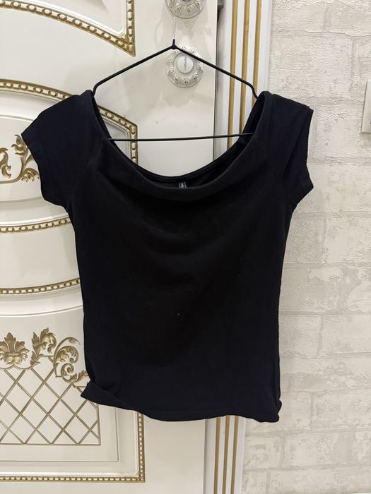 Все вещи по 3000 тг