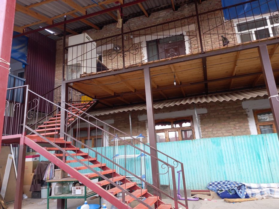 Үй сатылды үш бөлмелі