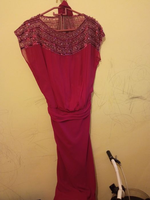 Платье новые и бу