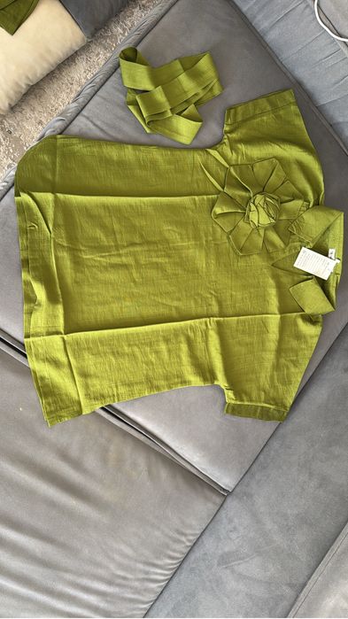 Продается женский костюм