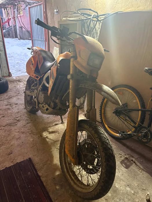 Vand cross 125 hyosung XCX cu acte