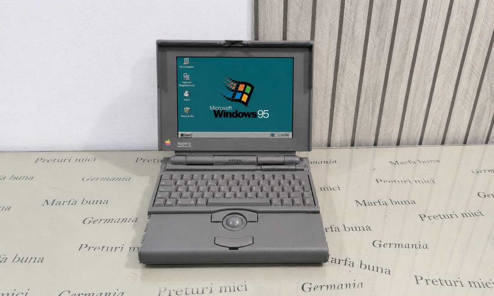 Laptop de colectie Macintosh PowerBook 170 - Impecabil