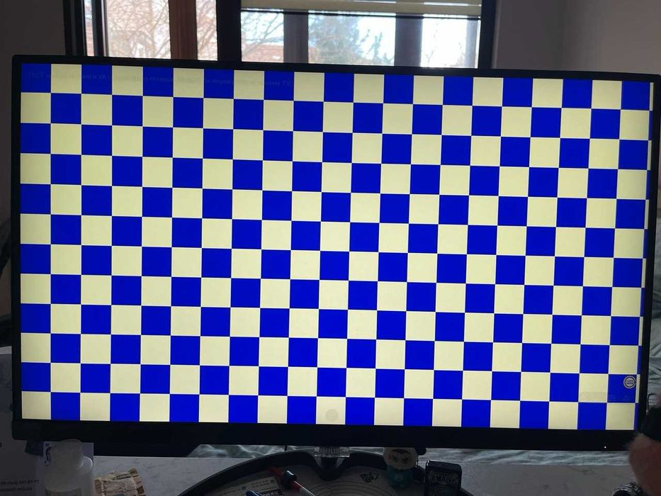 Монитор Philips 27” 4K Ultra HD IPS