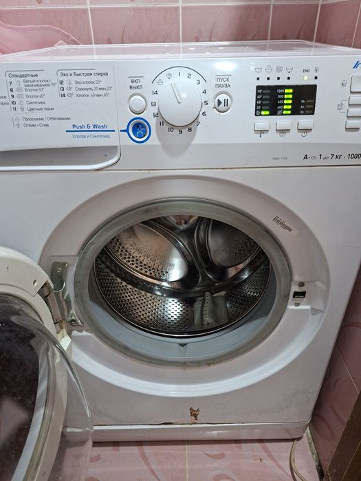 Стиральная машина Indesit