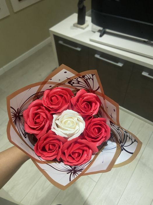 Buchet 7 trandafiri  din sapun