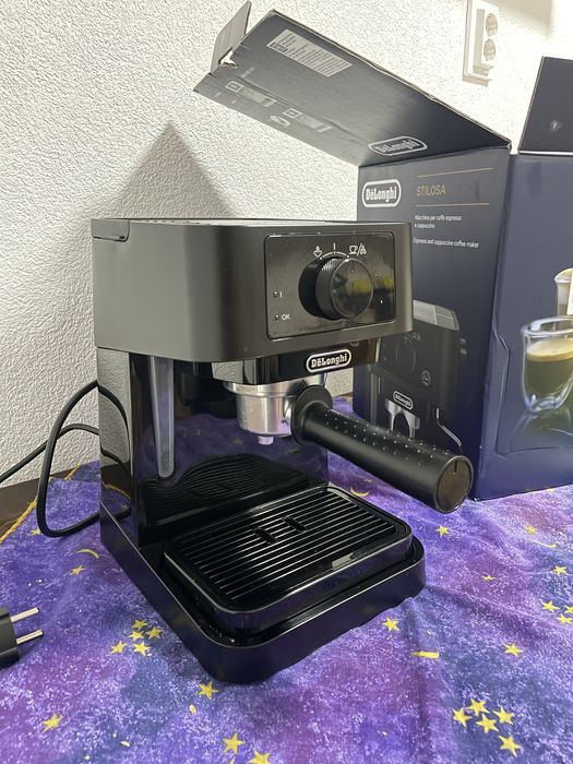 Aparat de cafea dellonghi