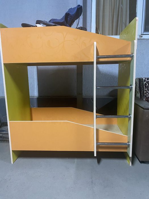 Продам детскую кроватку