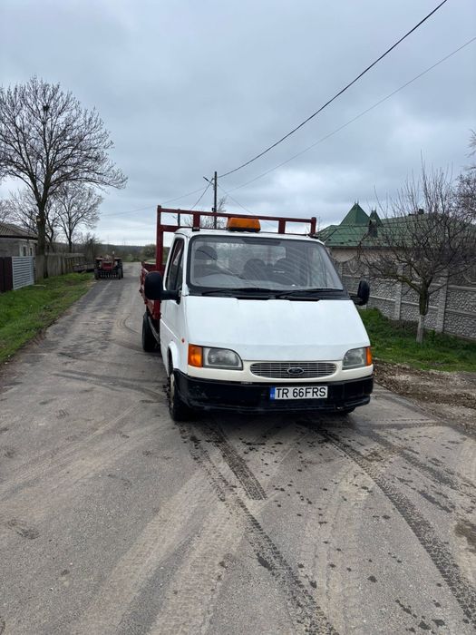 Vând Ford Transit basculabil