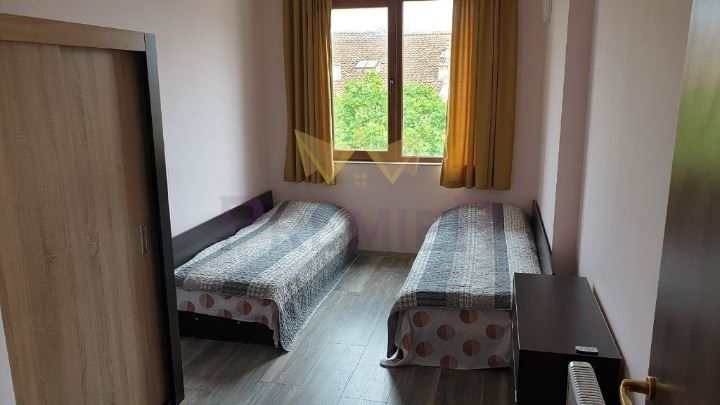 Дава се под наем Тристаен апартамент в Варна, Окръжна болница - 90 кв.м за 714 € - Снимка #8