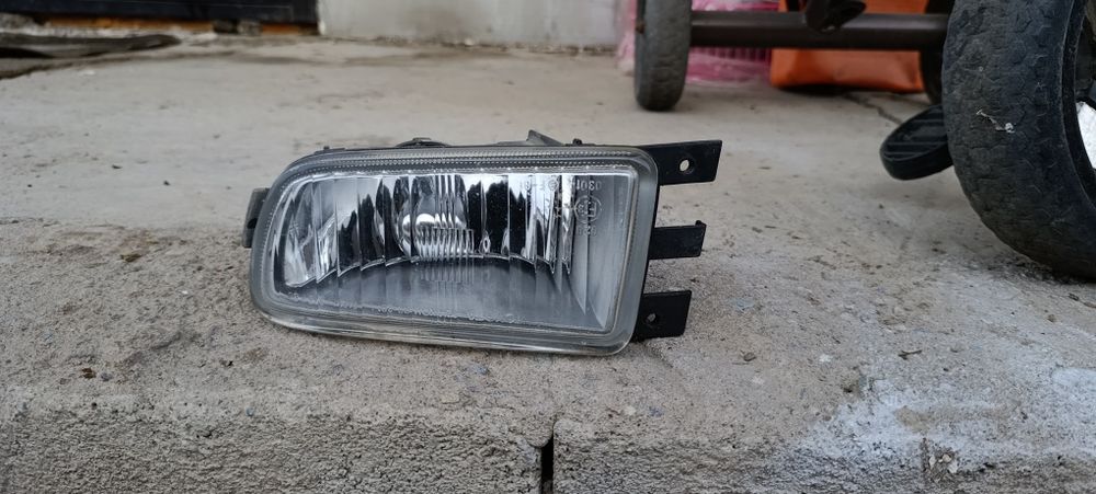 Продам противотуманку