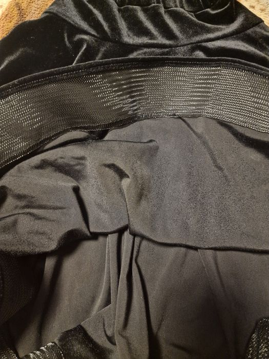 Продам костюм для бальных танцев