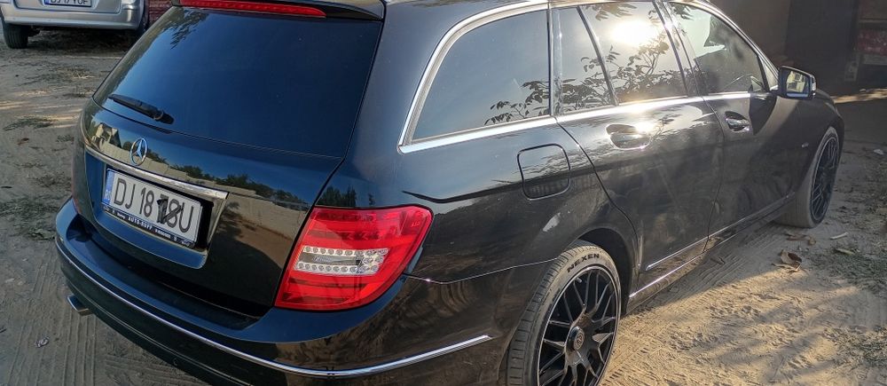MERCEDES-BENZ C-Class 2012 — imagine 4