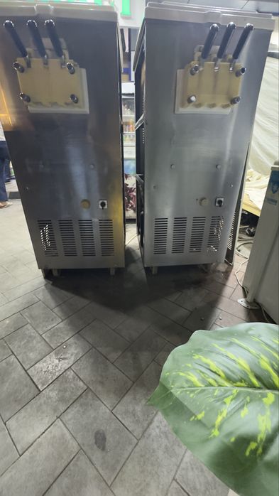 Frezer 380 aparat