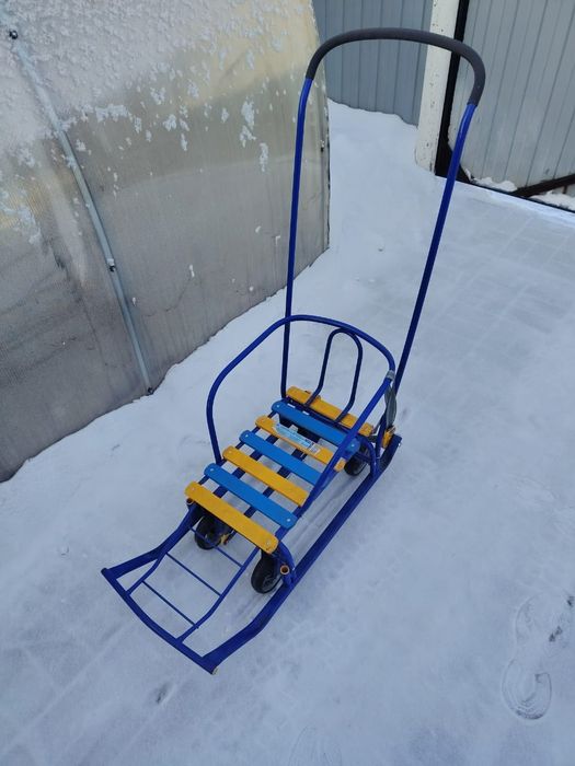 Санки с колёсиками