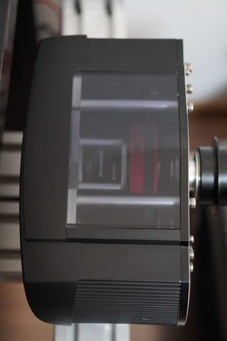 Fanatec V2 base + Clubsport F1 wheel