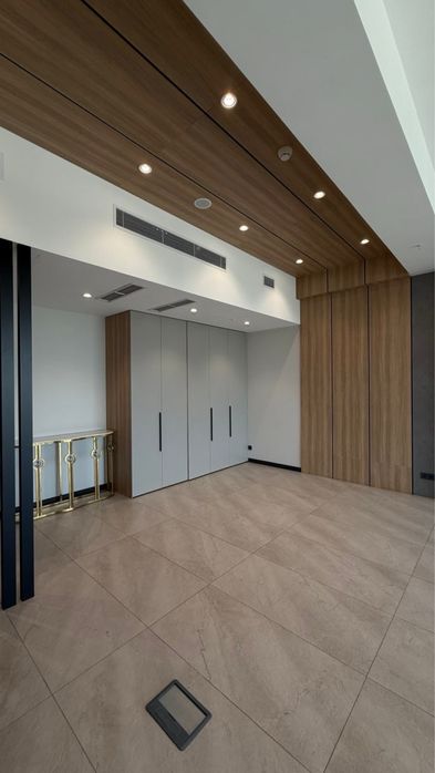 Срочно сдаётся в аренду офис 58 м2 в Nest One C блок