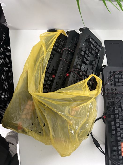 Клавиатуралар сатылады