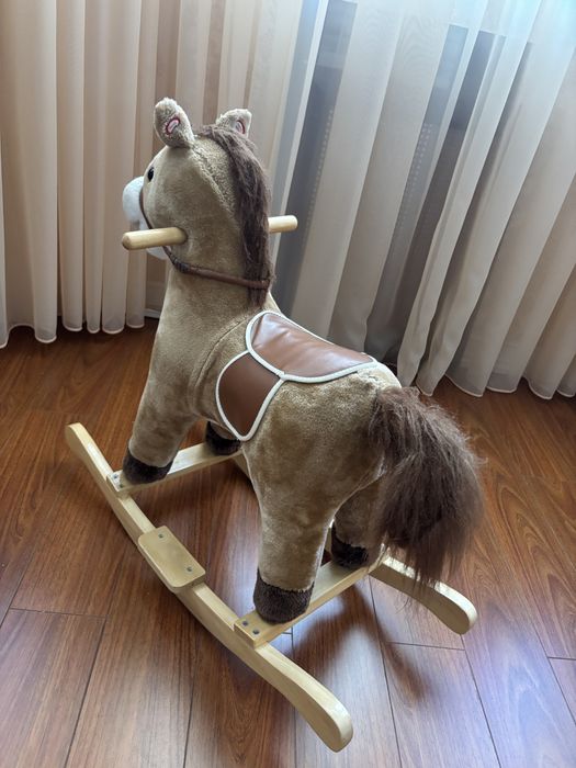 Лошадка-качалка детская