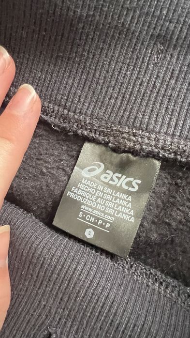 Нов анцунг Asics