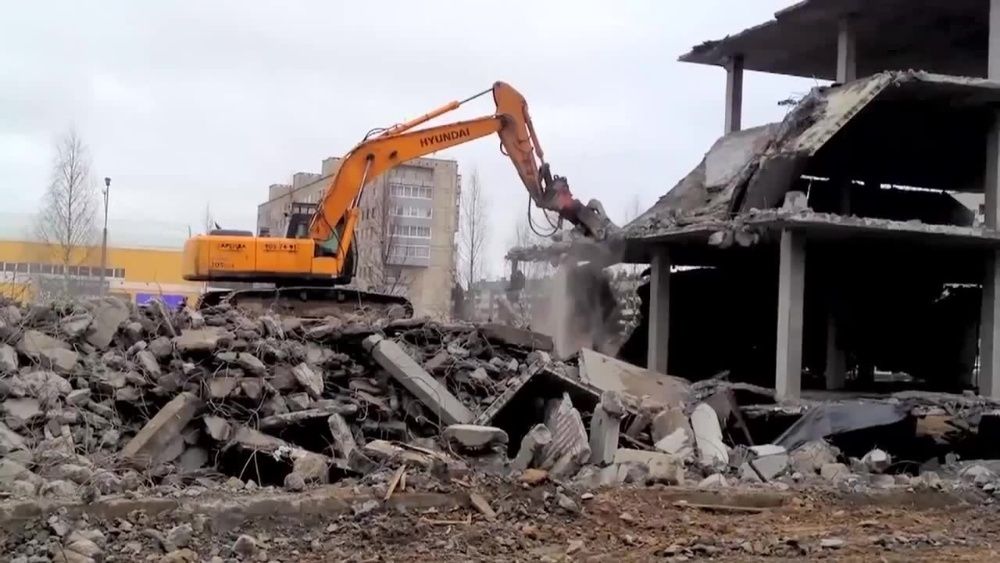 Разрушение зданий