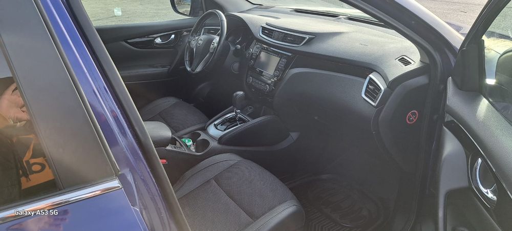 Vând Nissan Qashqai
